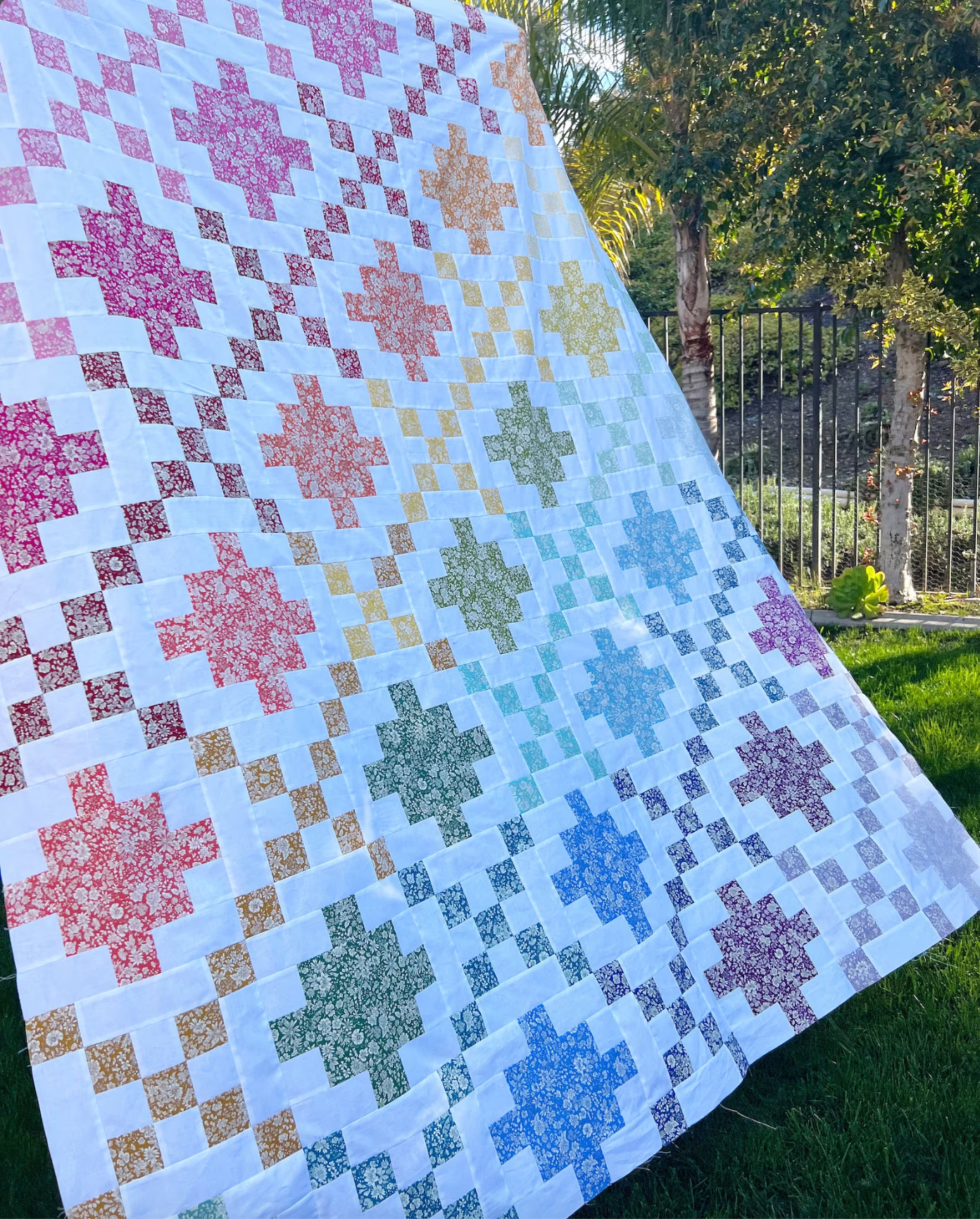 Aurora Quilt Pattern – Color Girl Quilts